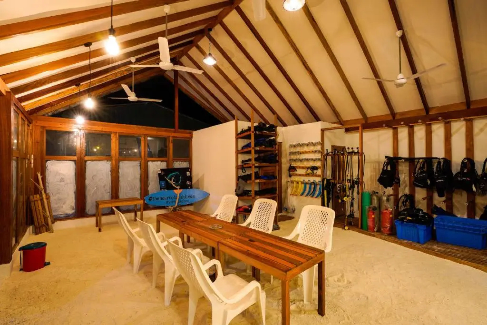 Shallow Lagoon Rasdhoo