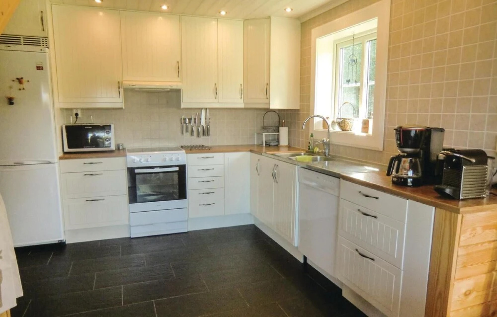 Amazing Home in Huskvarna With Jacuzzi, Sauna and Wifi