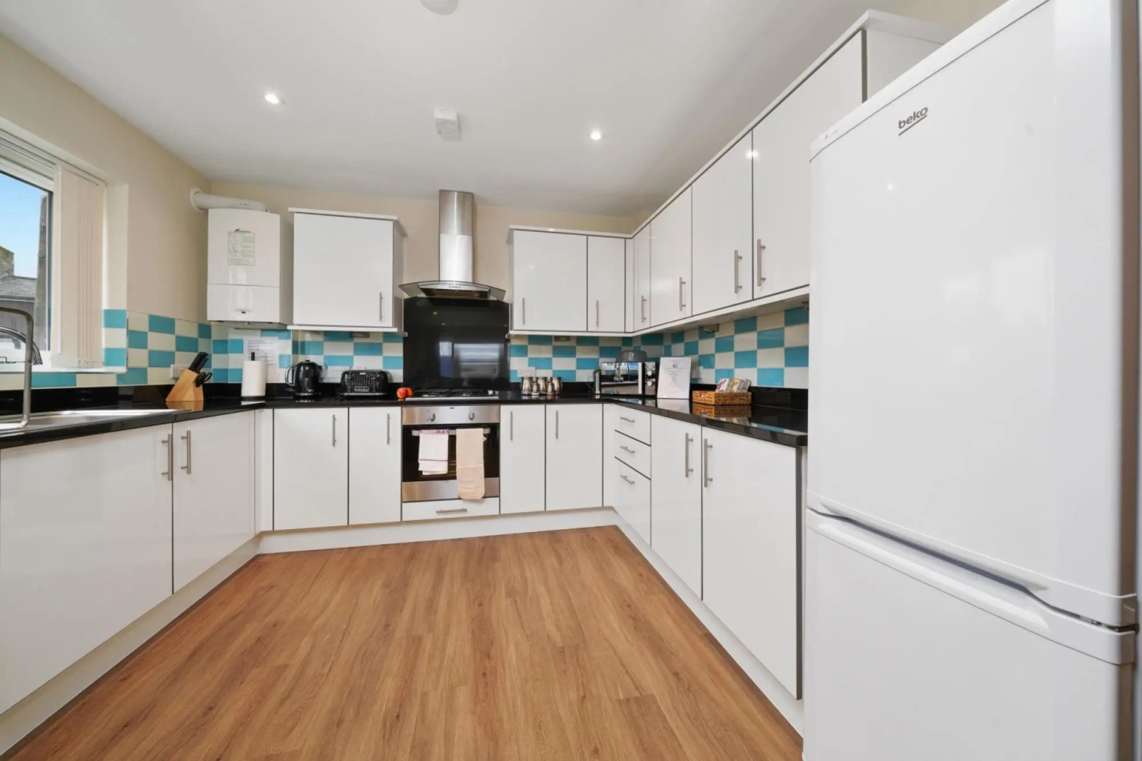 London Heathrow Living Serviced Apartments- Apt 11