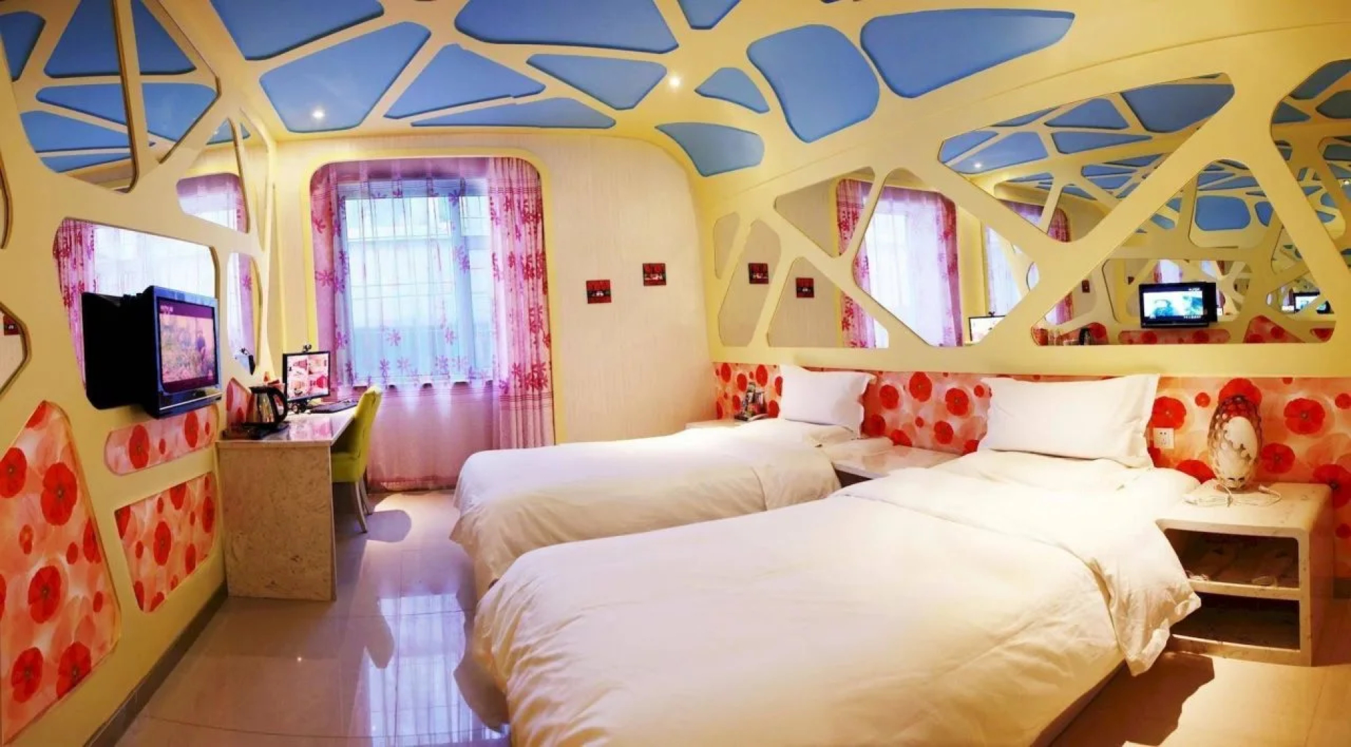 Meijia Youth Road Hotel