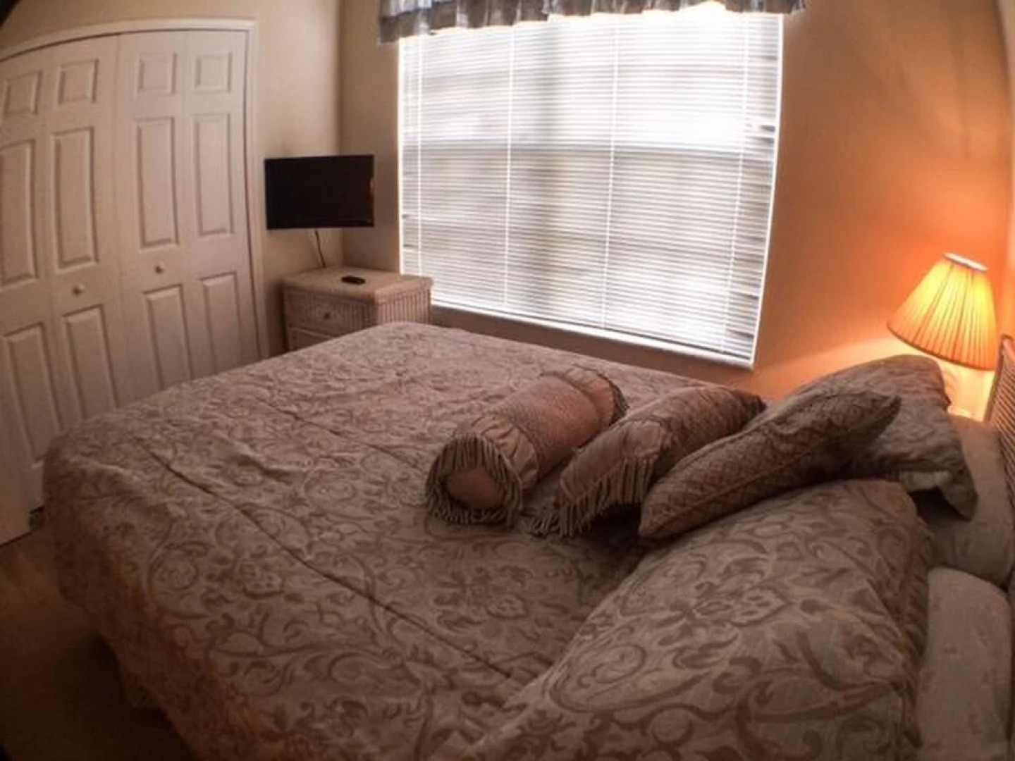 Clubhouse 1728 Apartment 4 Bedroom