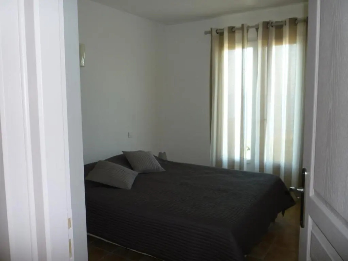 Appartement Pied Dans L Eau Et Vue Mer Magnifique