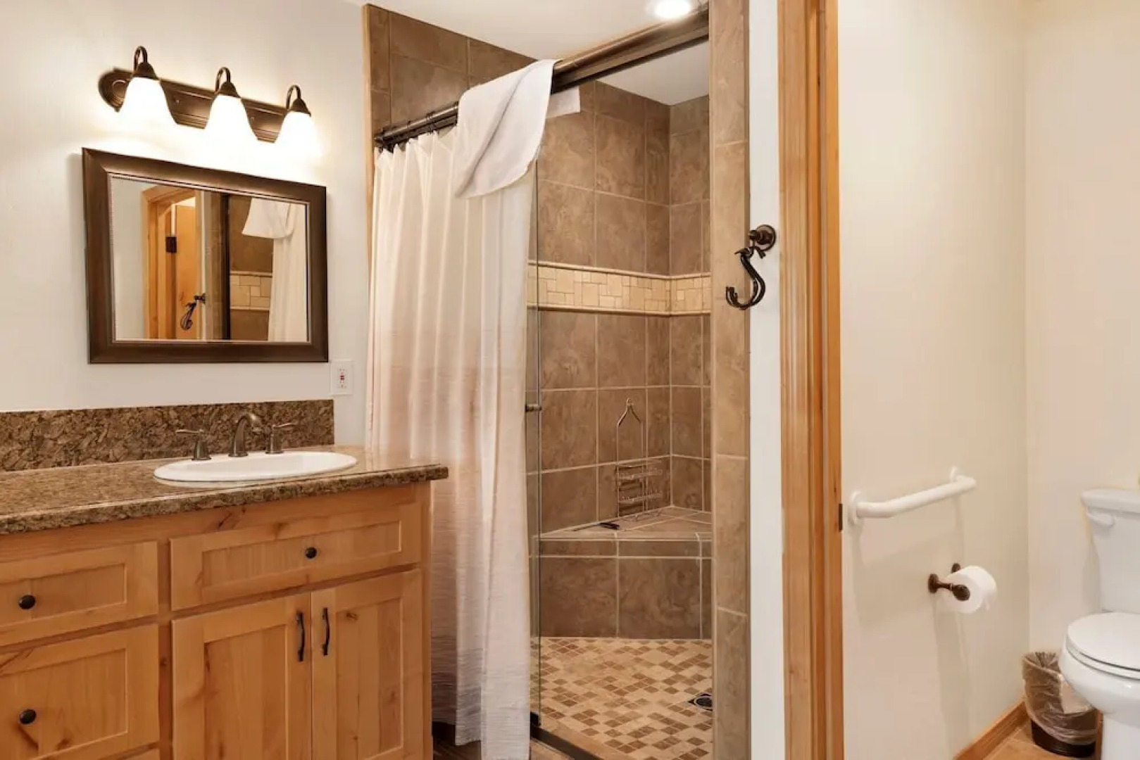 Three Bears INN #2147