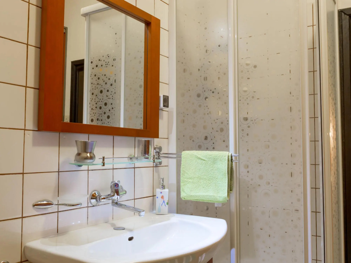 Cottage in Rusko Near Beaches and Pool