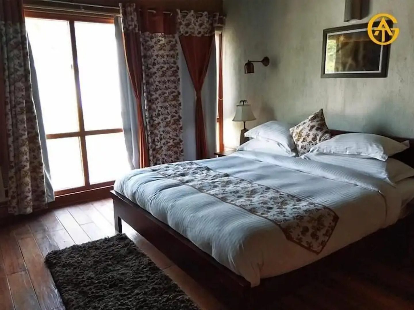 Queens Meadows by Sunshine & Smiles