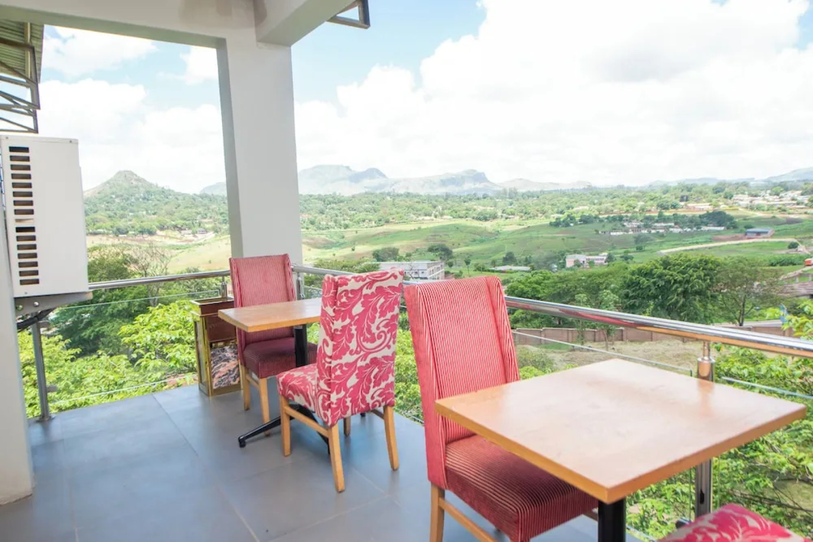 Crossroads Hotel Blantyre