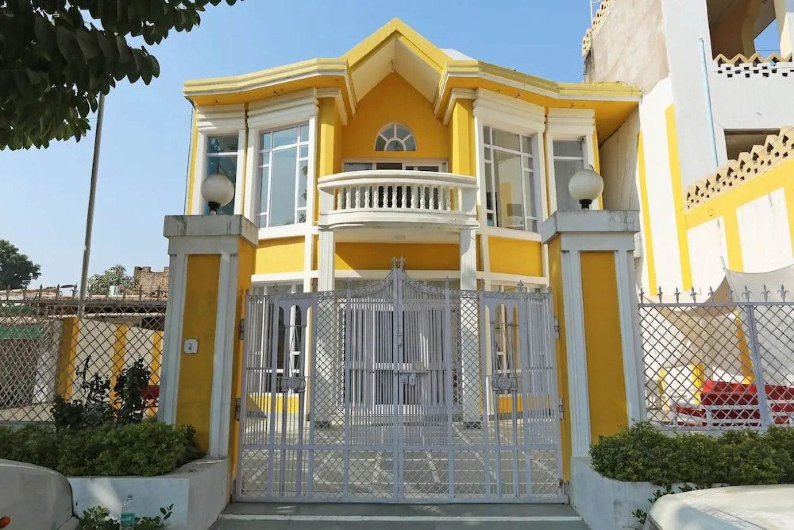 OYO 2877 Hotel Narayana Palace