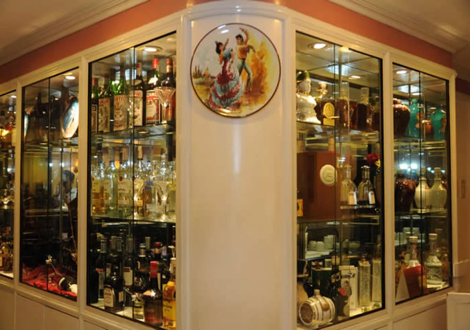 Cherry Blossoms Hotel