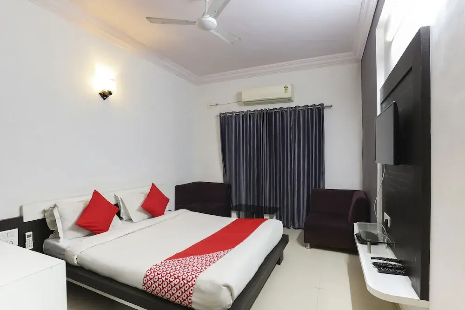 OYO 61424 Hotel Vrindavan