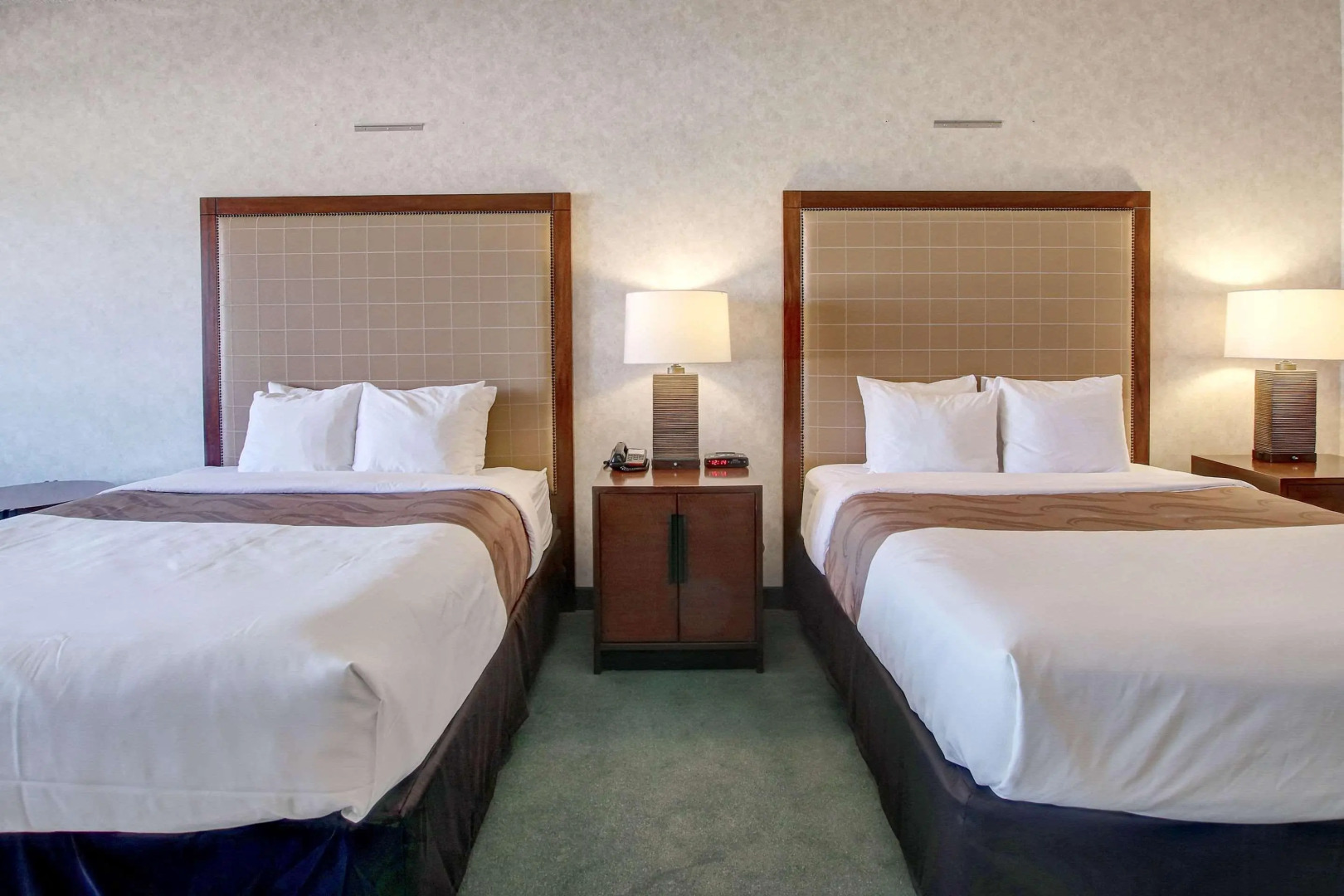 Ramada by Wyndham Nisku Edmonton Airport