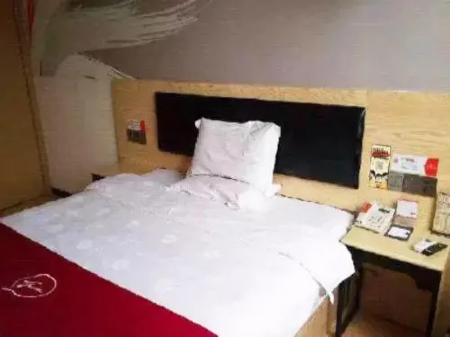 Shangpin Beautiful Hotel (Gao'an Ruiyang Avenue)