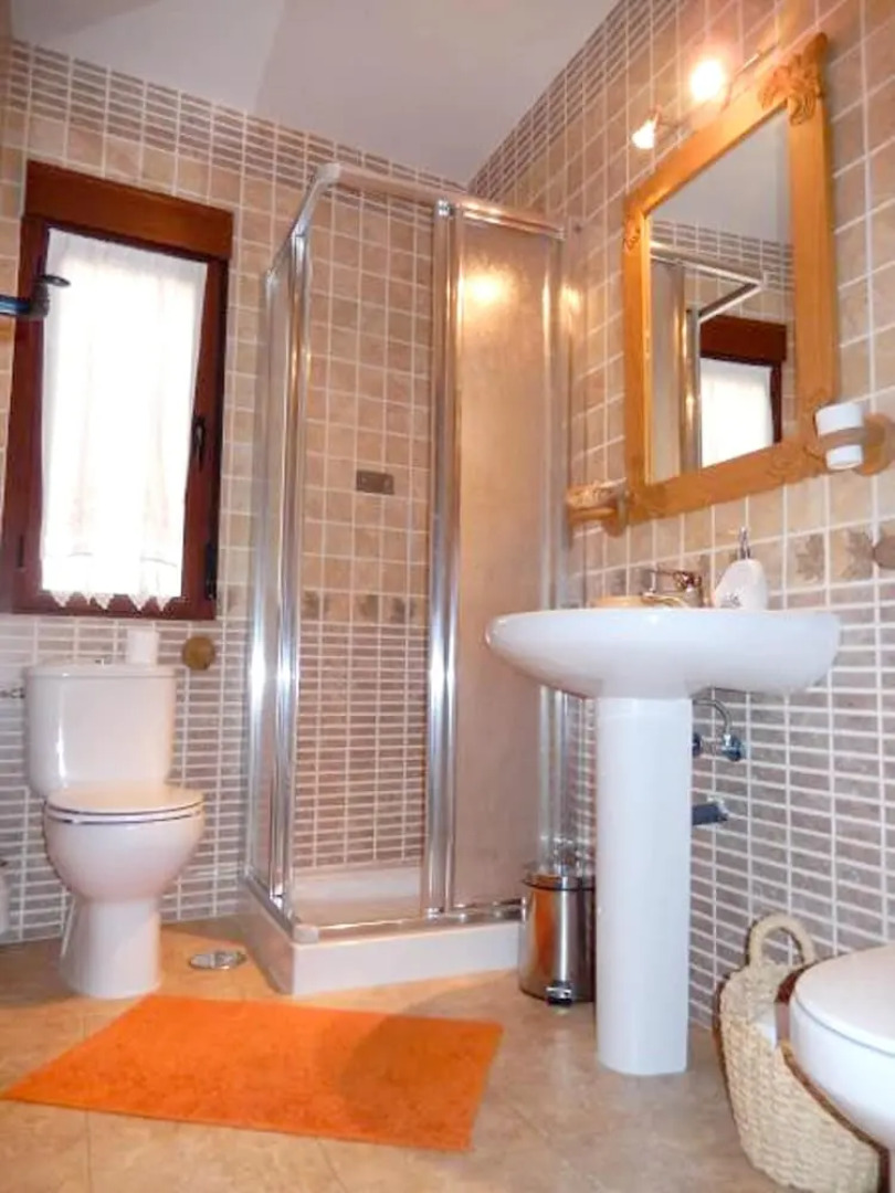 House With 8 Bedrooms in Cenicientos, With Wonderful Mountain View and