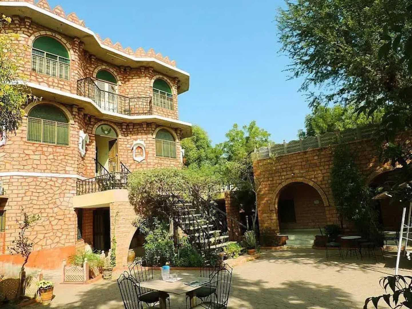 OYO 16799 Shikargarh Palace Resorts