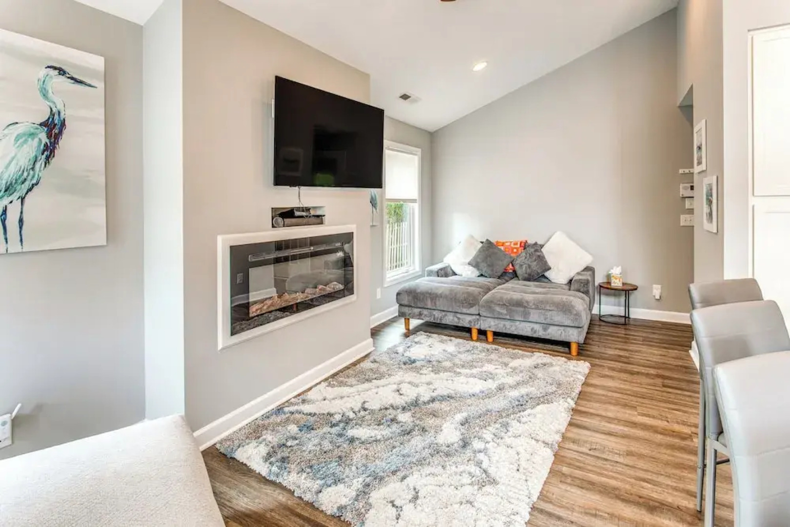 Little River Cottage with Deck