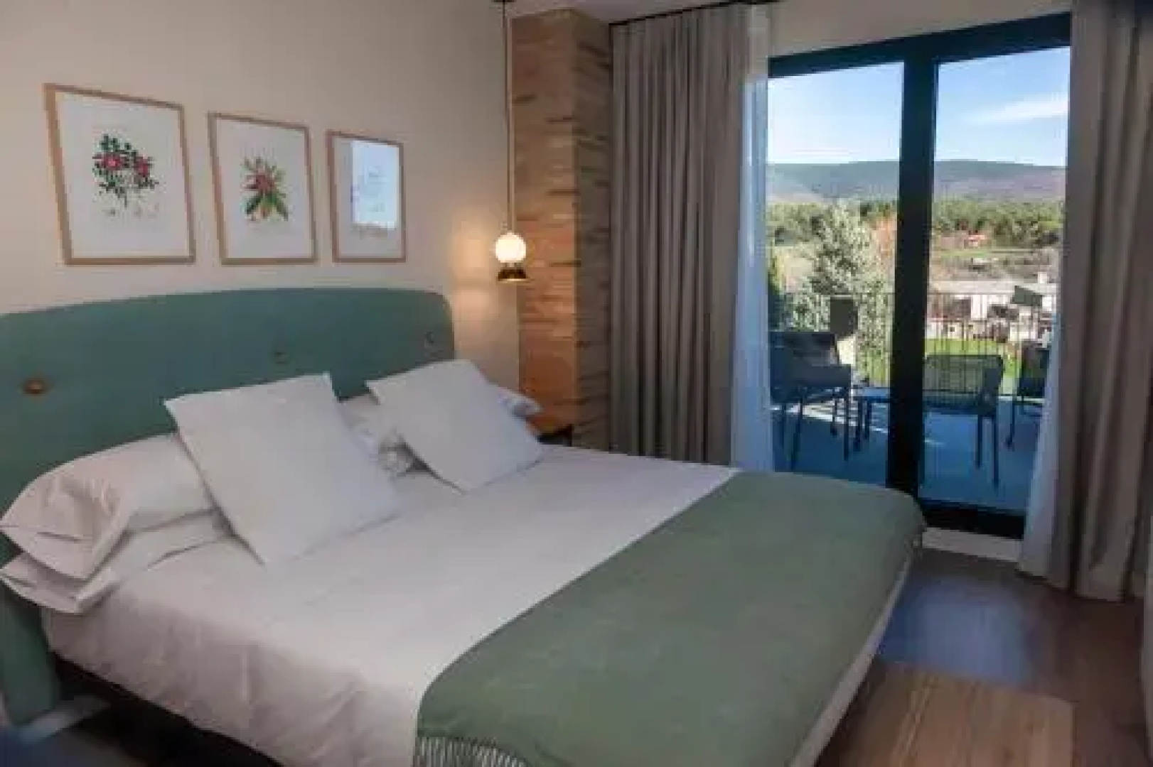 Duruelo Mountain Suites
