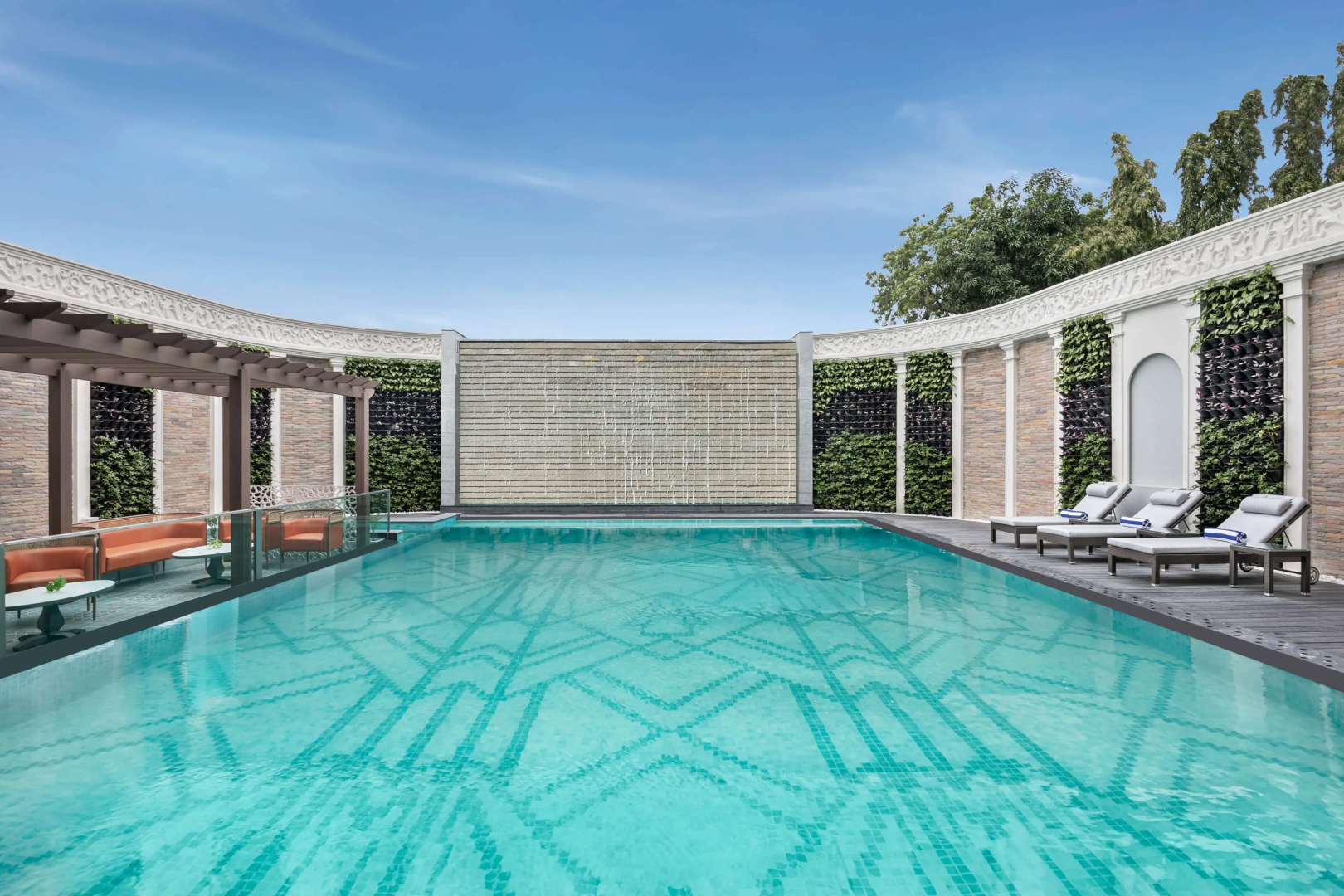 Radisson Blu Hotel & Suites GRT Chennai