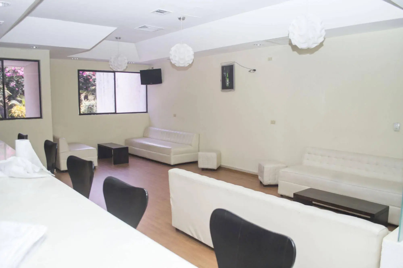 Farallones Hotel