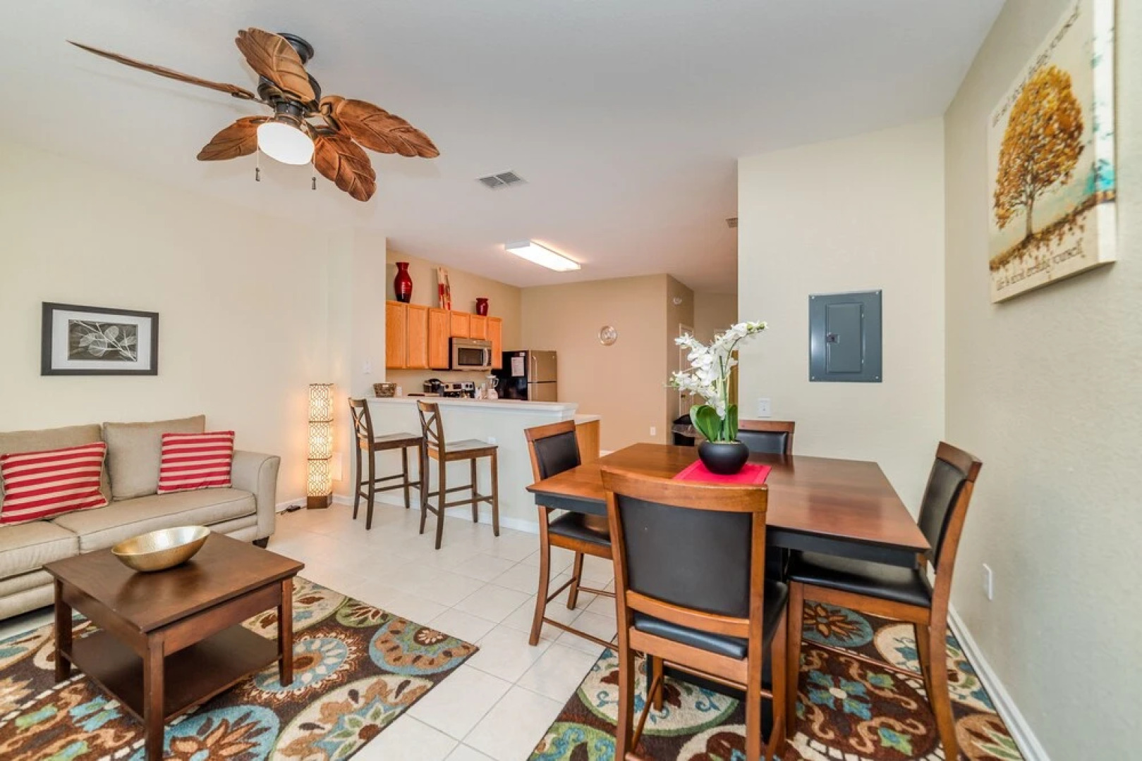 Windsor Palms Resort Homes, Townhomes & Condos