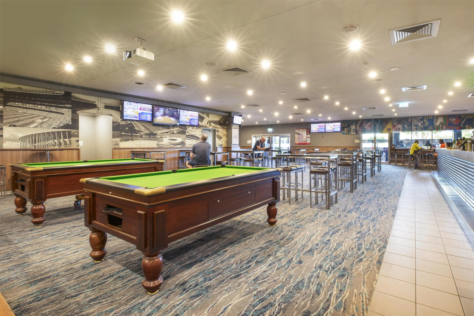 Nightcap at Dalrymple Hotel