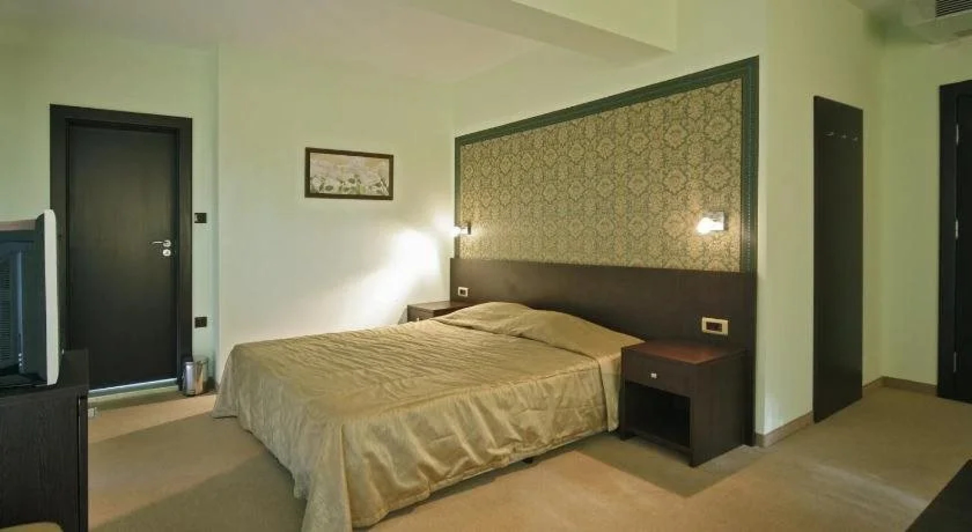 Dukov Hotel