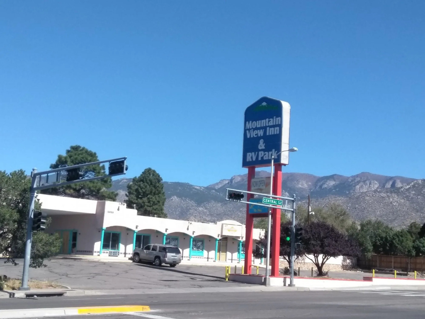 Extend a Suites & RV Park