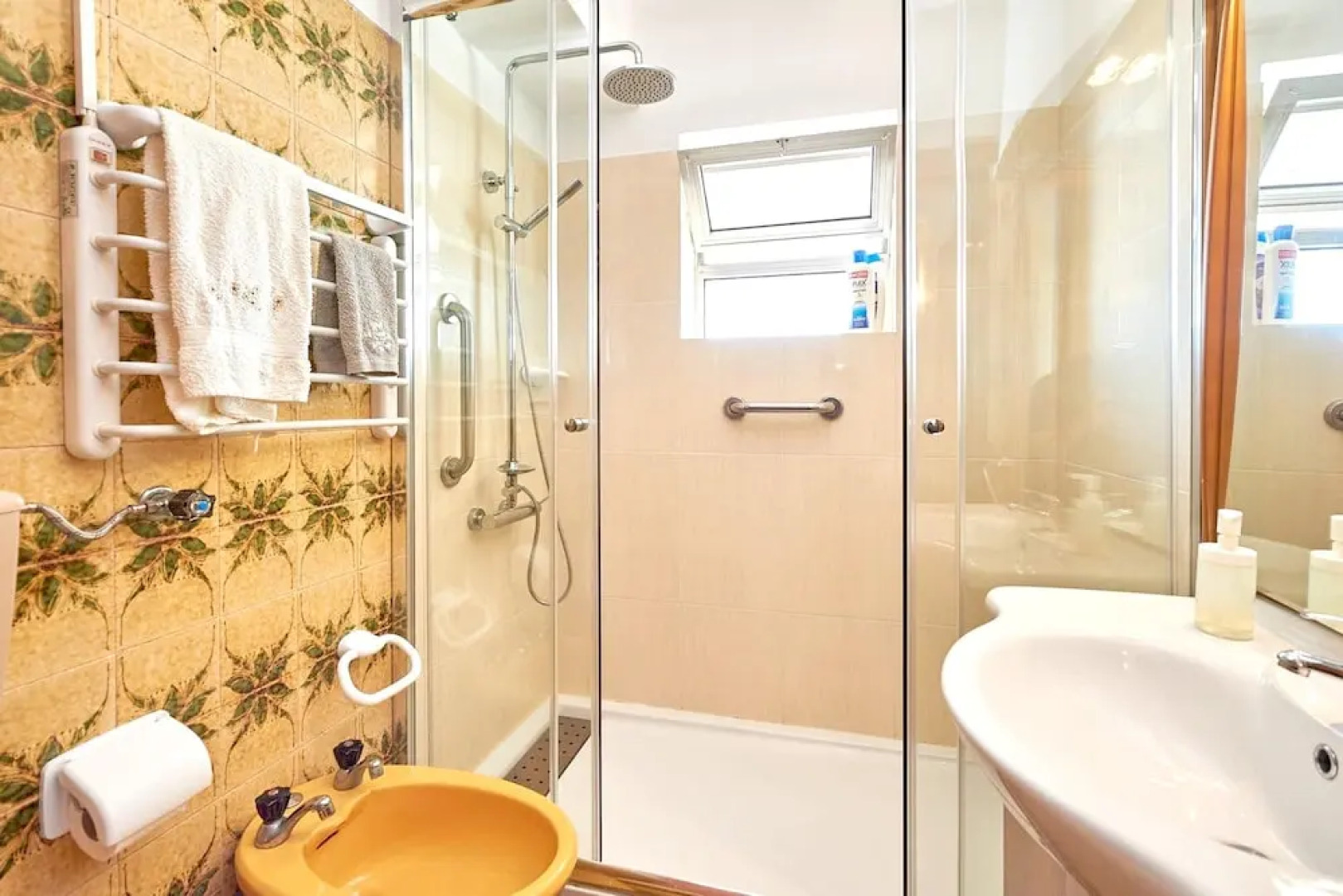 Apartment With 4 Bedrooms in Carcavelos, With Wonderful sea View, Furnished Terrace and Wifi