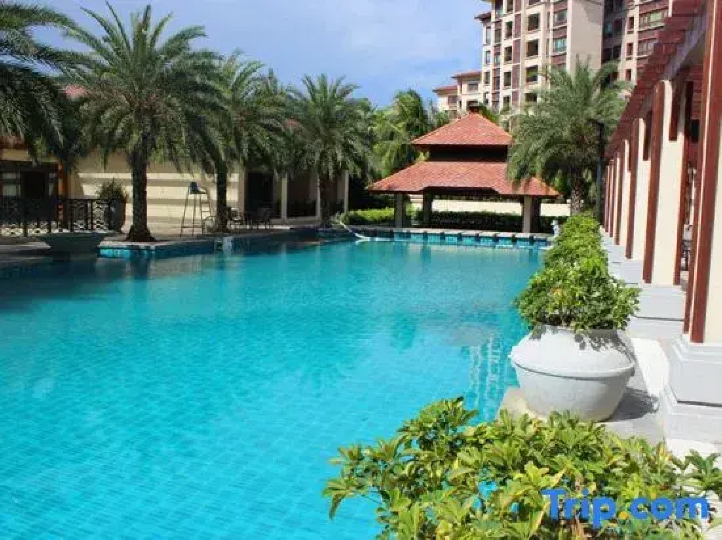 Lingshui Ocean Heart Hotel (Clear Water Bay)