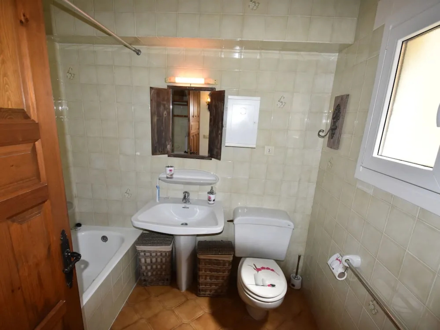 Coastal Villa Near Beaches