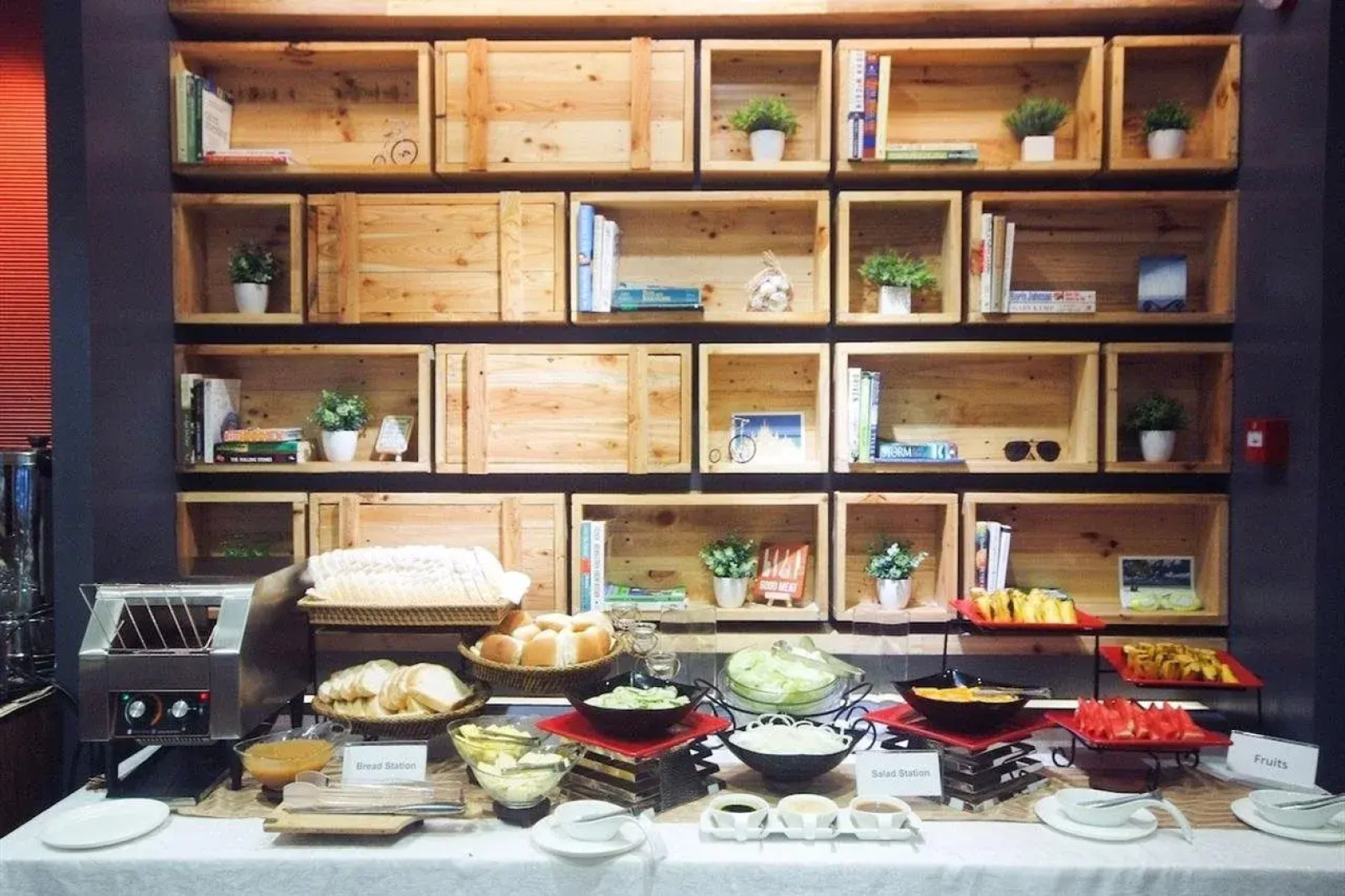 Azalea Hotels & Residences Boracay