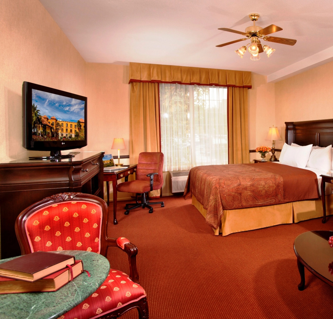 Ayres Suites Mission Viejo – Lake Forest