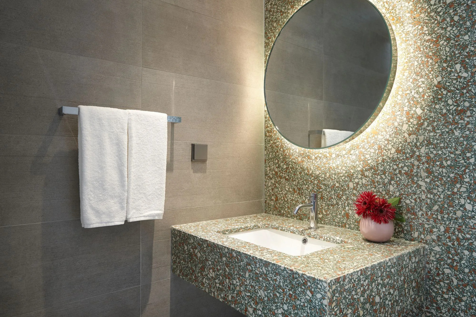 L7 HONGDAE by LOTTE HOTELS