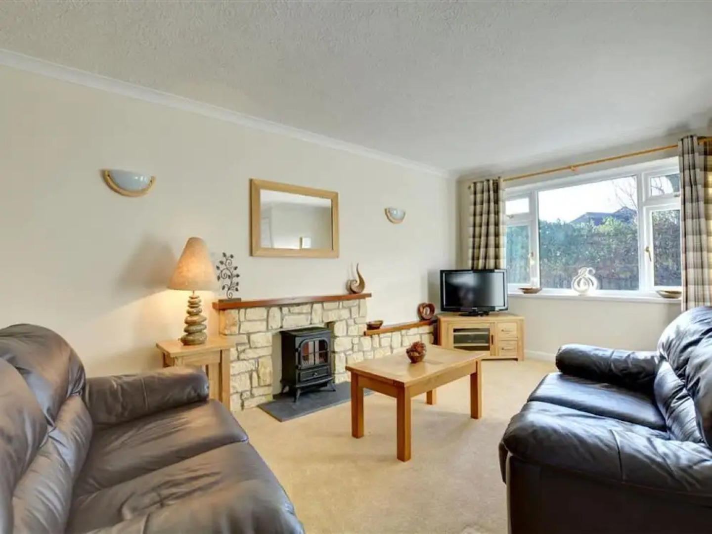 Lovely and Comfortable Holiday Home in Quiet and Stunning Surrounding Area of Begelly