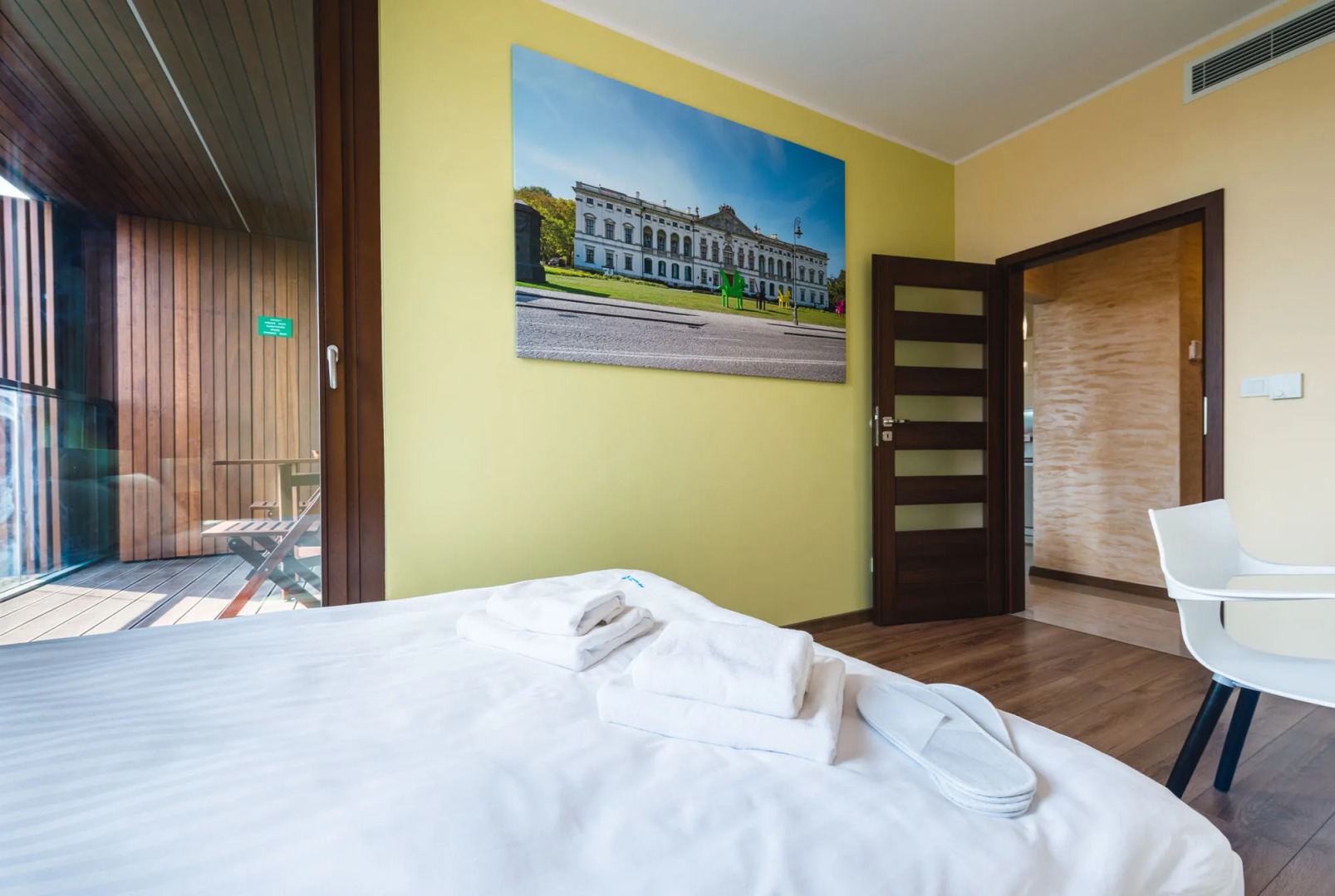 Warsaw Design Apartments