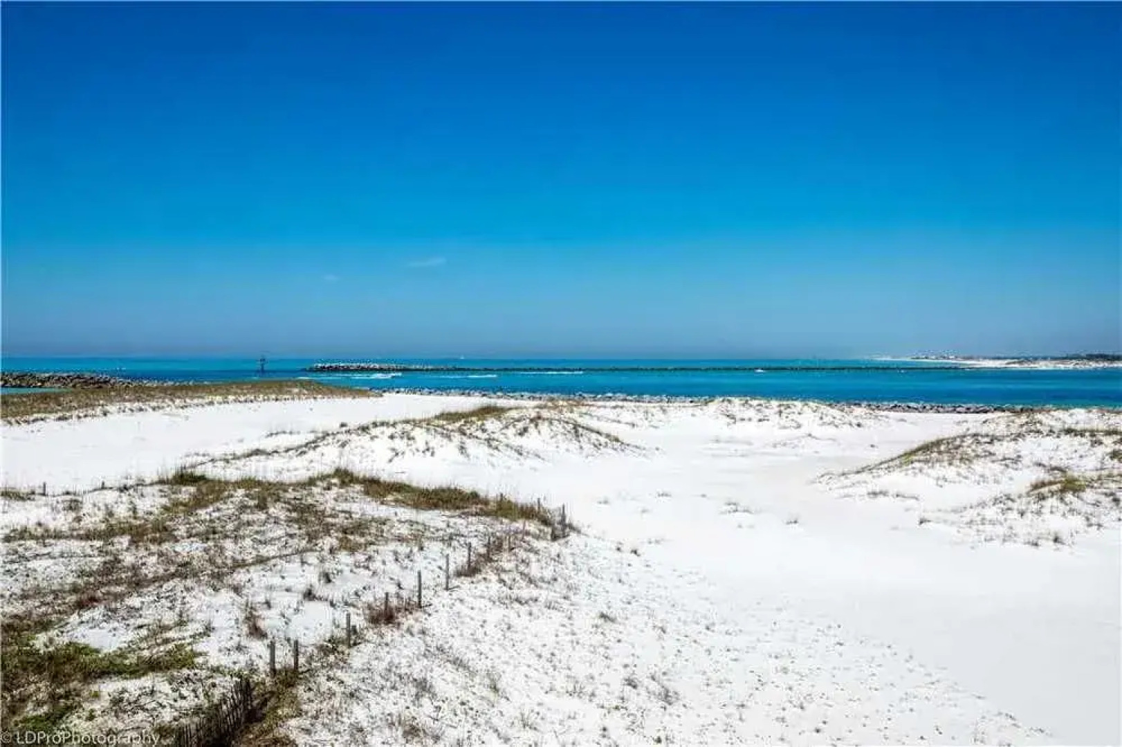 Seabreeze 5 Bedroom Home by RedAwning