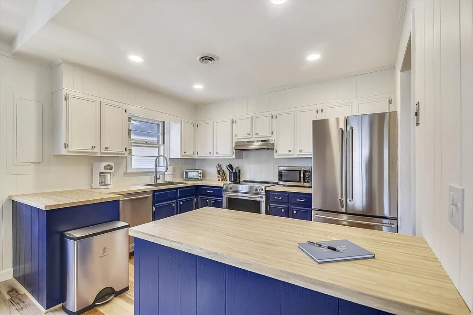 336 Hickman Street by Long & Foster