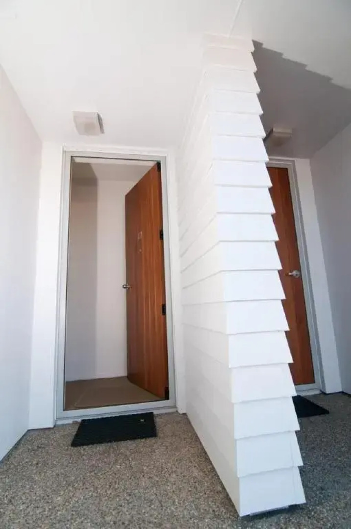 Broadway Motel & Miro Court Villas