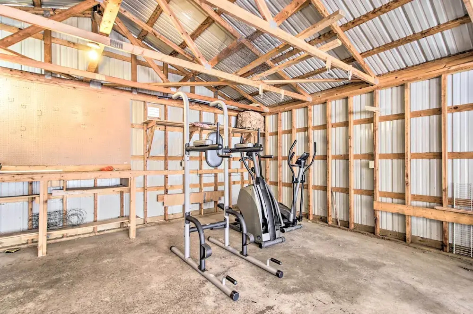 Cozy Crosby Cabin Near Serpent Lake + Main St