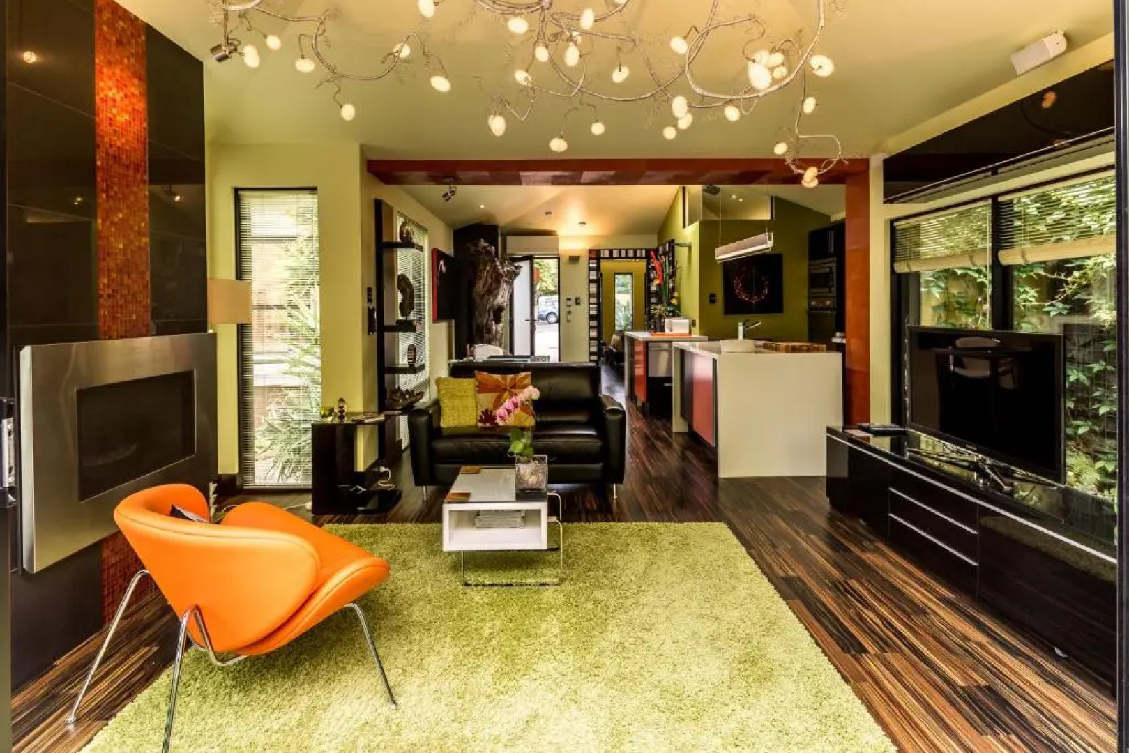 Corinda Contemporary