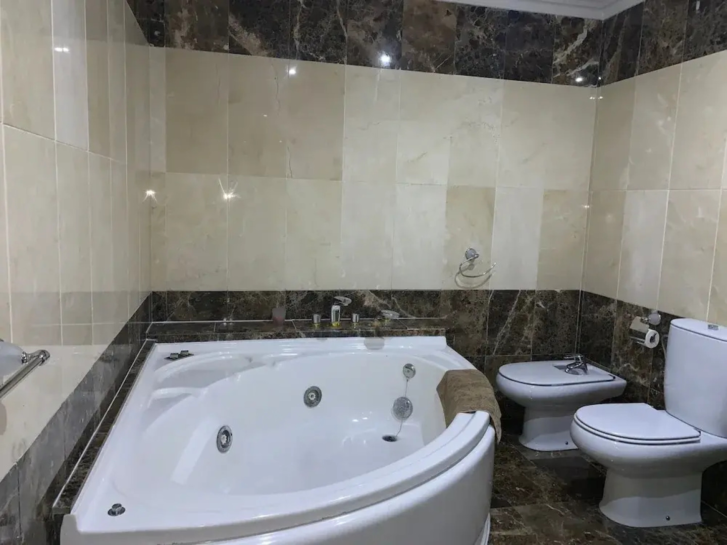 Sunny apartment in Albir el Point