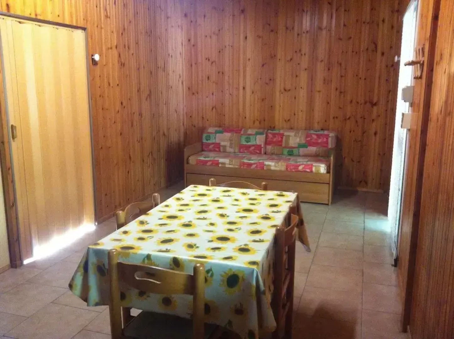 Viola Club Village