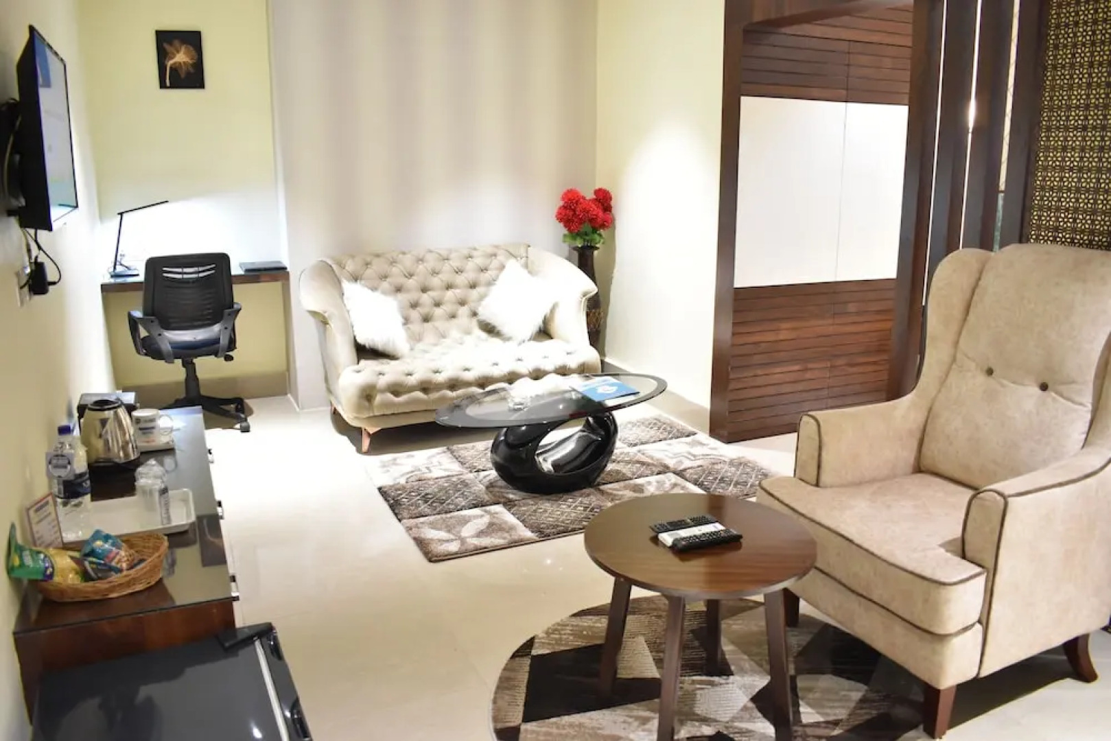 Hotel Radhika Regency