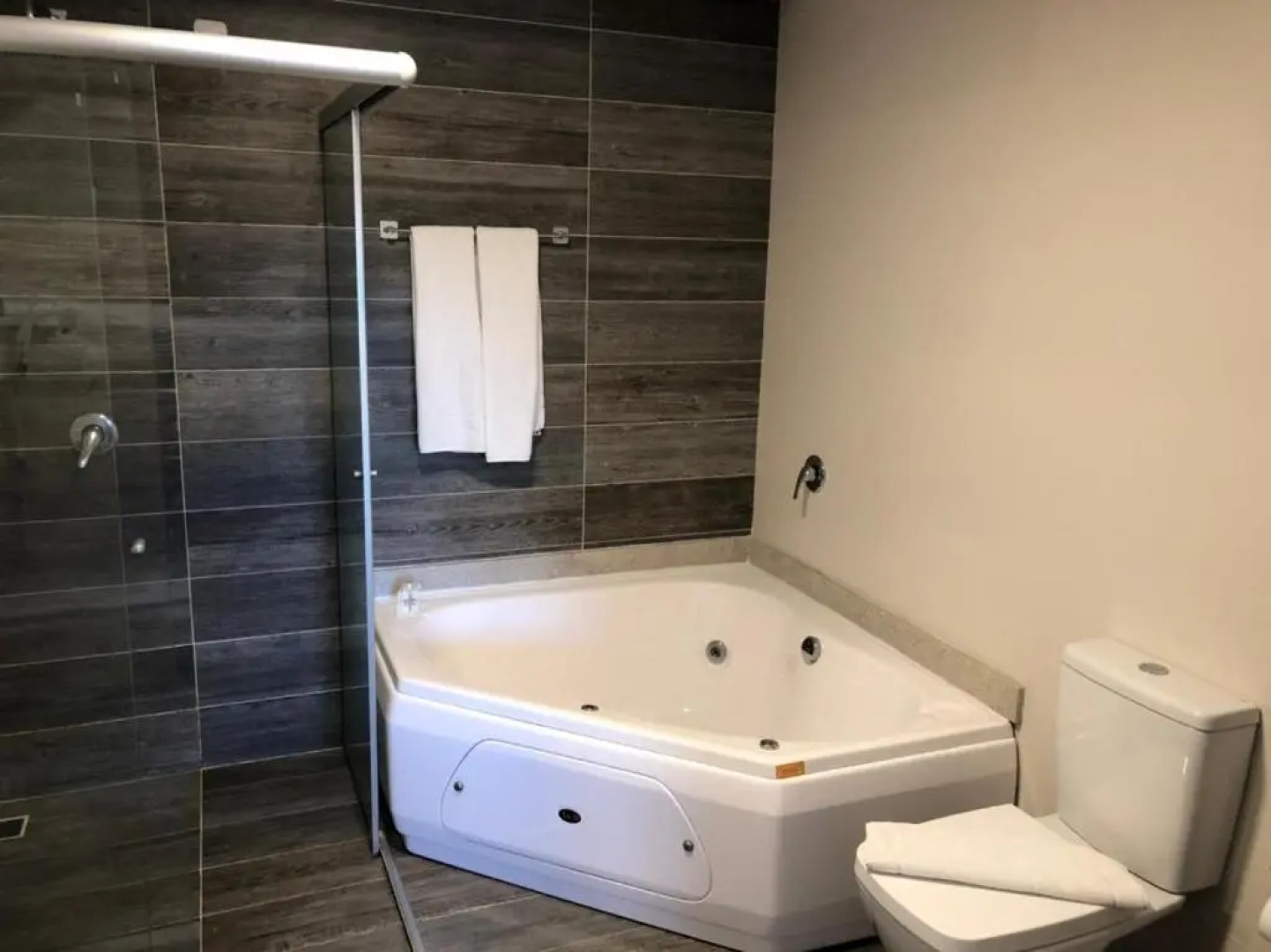 Letto Hotel Flores da Cunha