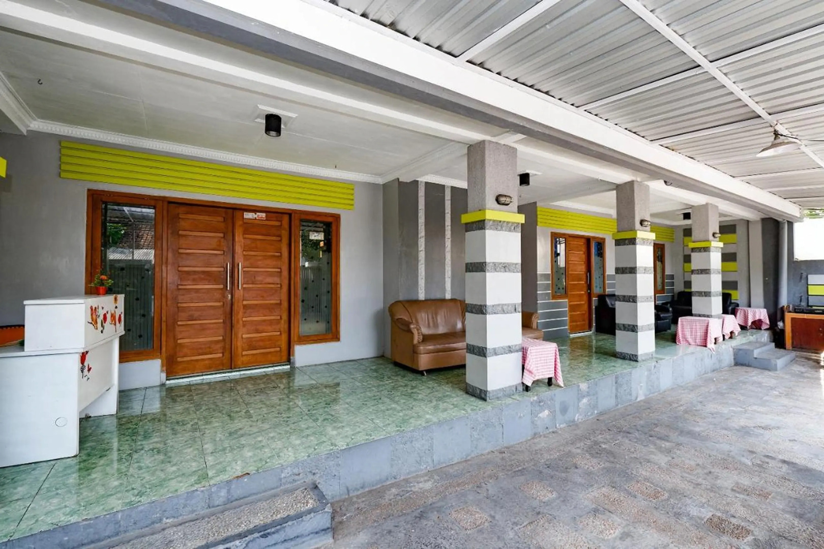 SPOT ON 2171 Griya Sakura Syariah