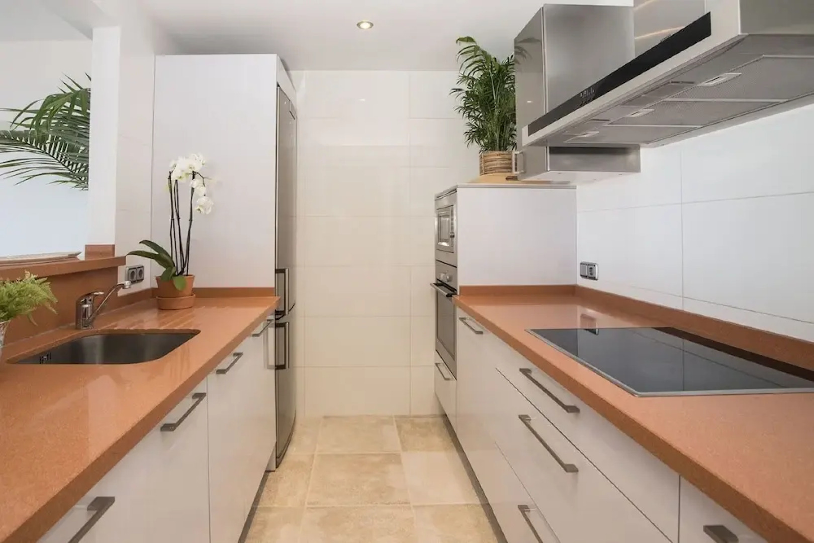 Penthouse M Reserva del Higueron 3 BEDROOMS. TRANSFER to the Beach and Train station. JACUZZI. WIFI. 2 PARKING. 2 SWIMMING POOL