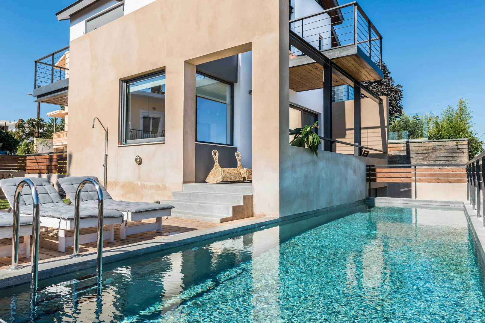 Happy Villa