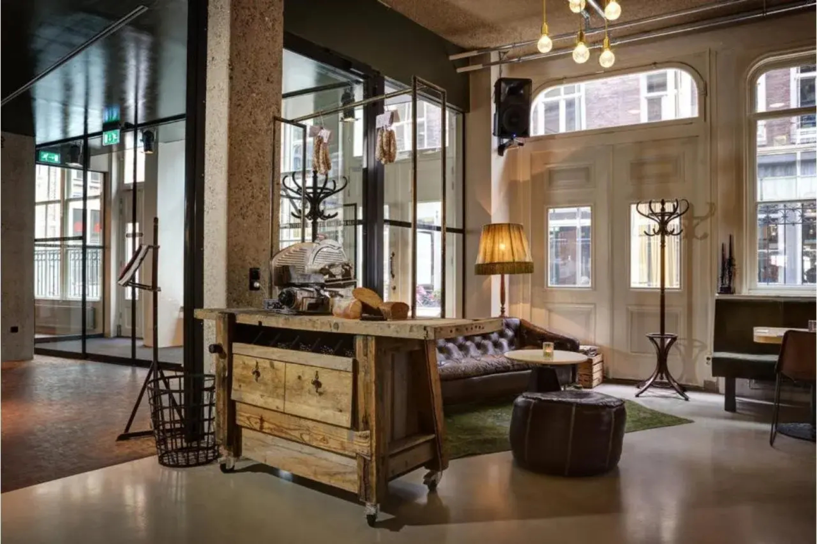 Hotel V Nesplein