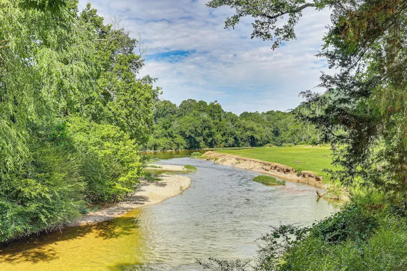 Family Tradition Glenwood Cabin w/ River Access!