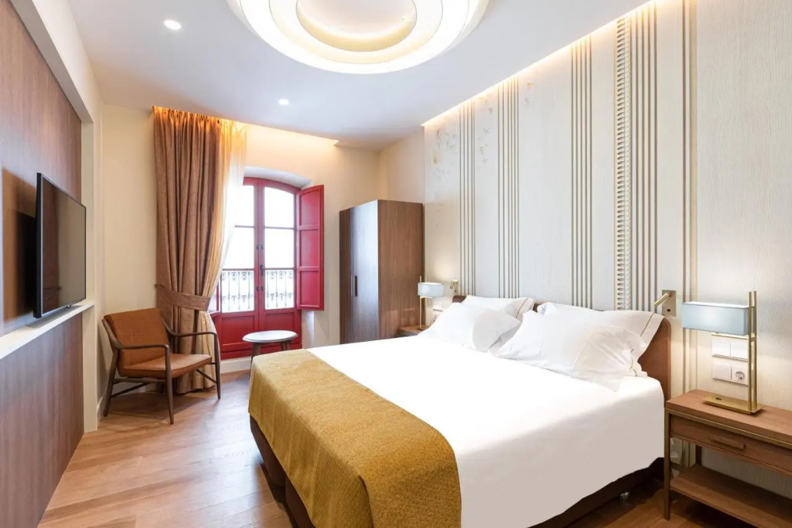 Отель Silken El Pilar Andalucia