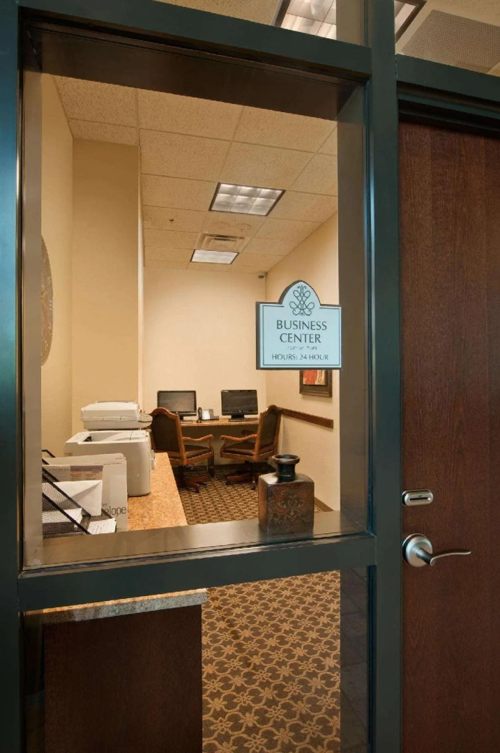 Embassy Suites San Antonio Riverwalk-Downtown