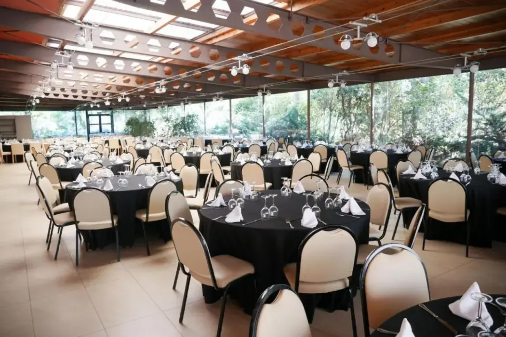 Ohtels Vila Romana